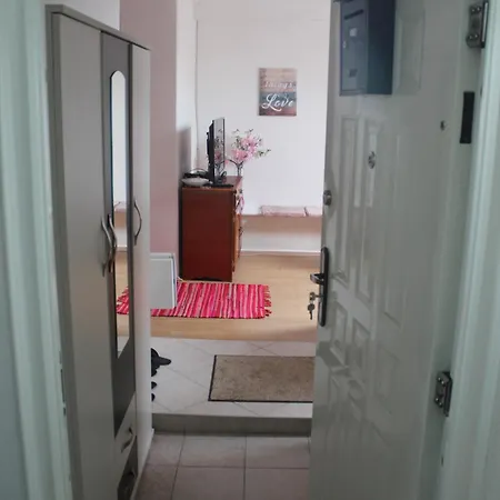 Cozy In Heart Of Lägenhet